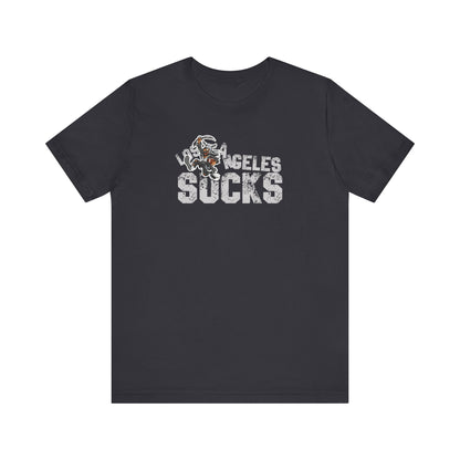 L.A. sux (for Las Vegas fans) - Unisex Jersey Short Sleeve Tee