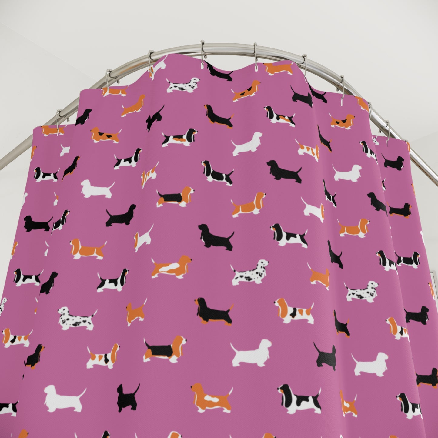 Basset Hound Pattern Shower Curtain – (pink background)